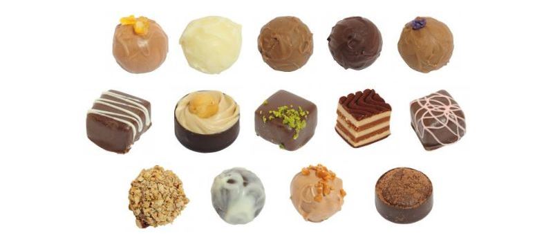 Die verführerischen Pralinen aus feiner Schokolade werden in der hauseigenen Konditorei von Frömmel im 7. Bezirk in Wien von Hand gemacht.